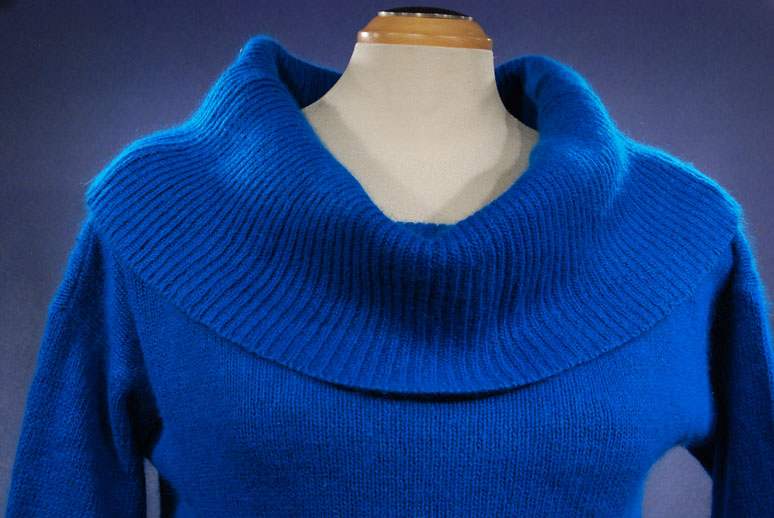 Woman's royal-blue silk-angora blend cowlneck sweater by Reference Point, size small