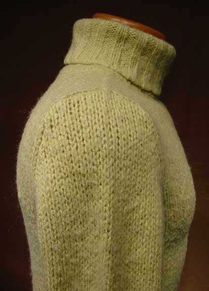 Pale-green wool-acrylic turtleneck sweater for women by Old Navy in XS/S size