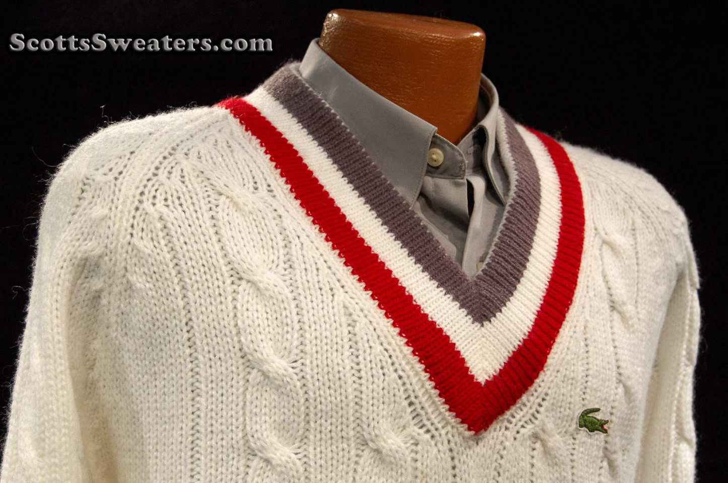 Men's classic retro Izod Lacoste tennis sweater with grey and red stripes and cable knit design