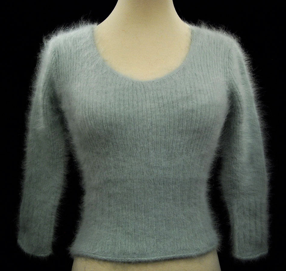 Woman's Sexy Cropped 3/4-Sleeve Angora Sweater