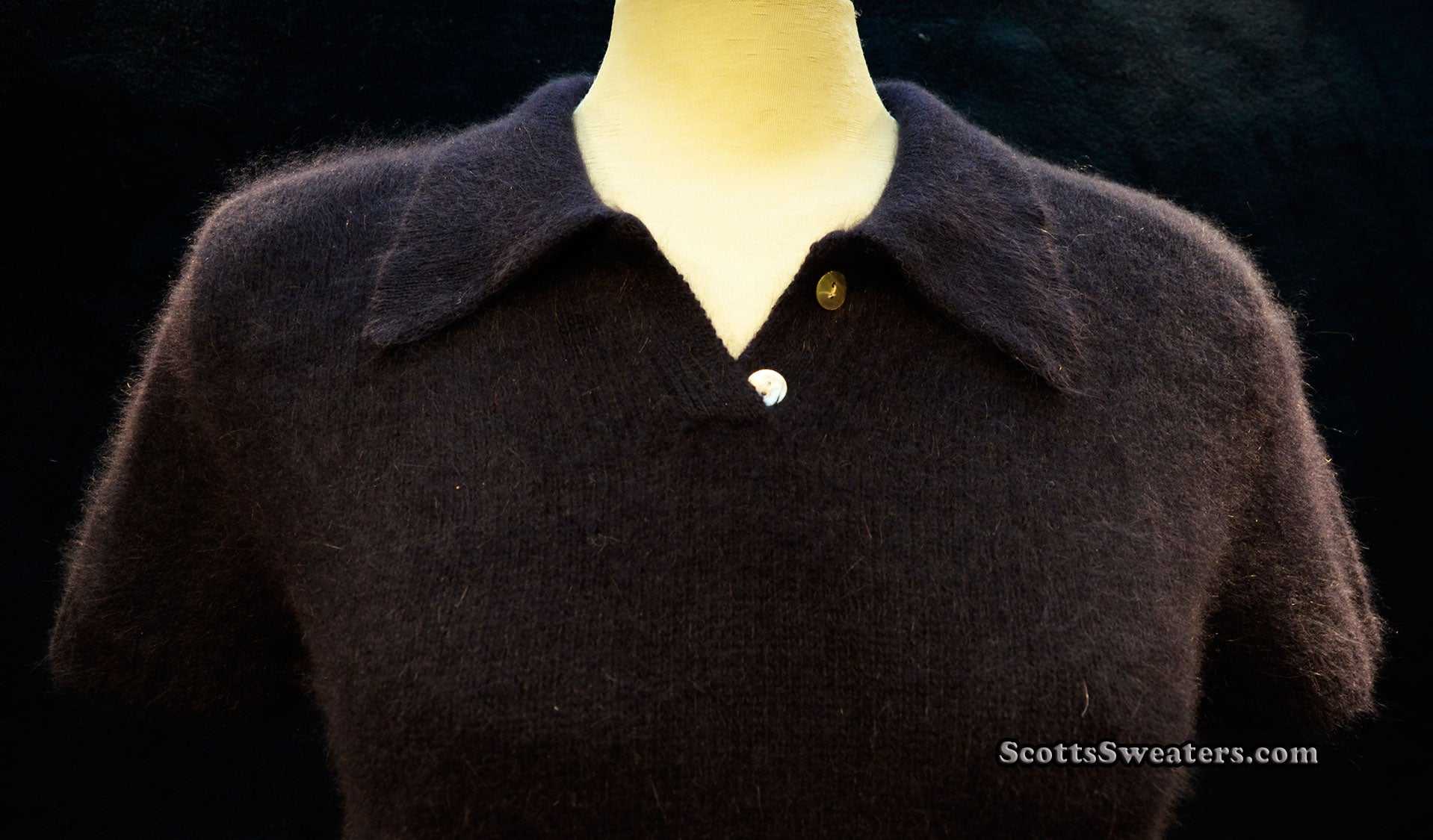 Woman's navy-blue short-sleeve angora polo-neck sweater by The Limited, medium size