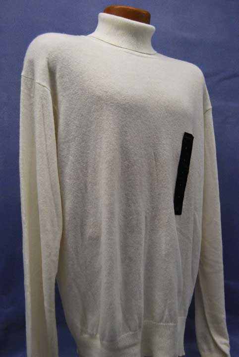 Men's white cashmere turtleneck pullover sweater by Sean John in X-large size
