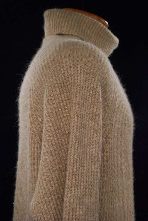 Woman's tan angora and lambswool ribbed turtleneck sweater size medium