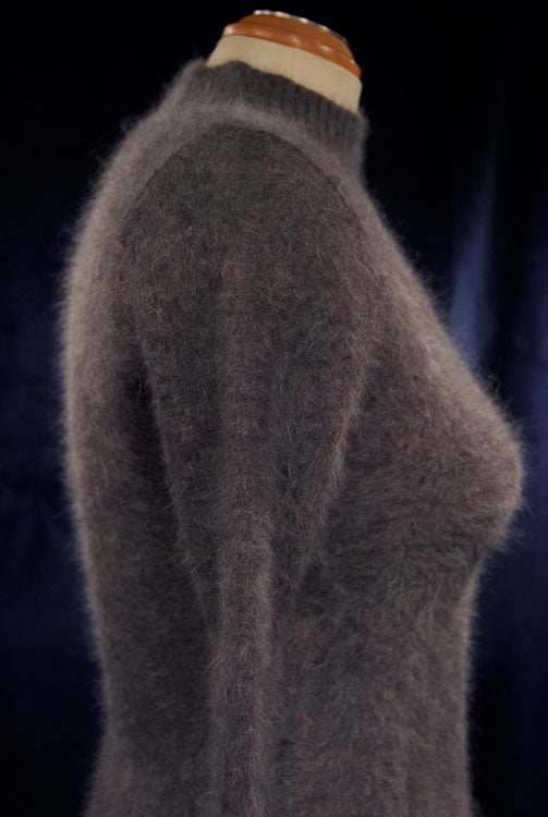 Woman's grey angora mock-turtleneck sweater with three-quarter sleeves in size XS/S