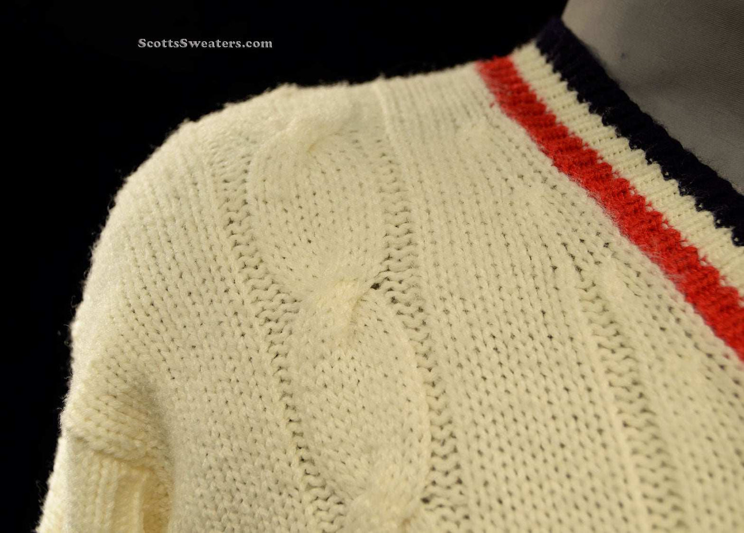 Classic V-neck pullover retro cable-knit tennis sweater with red and navy trim