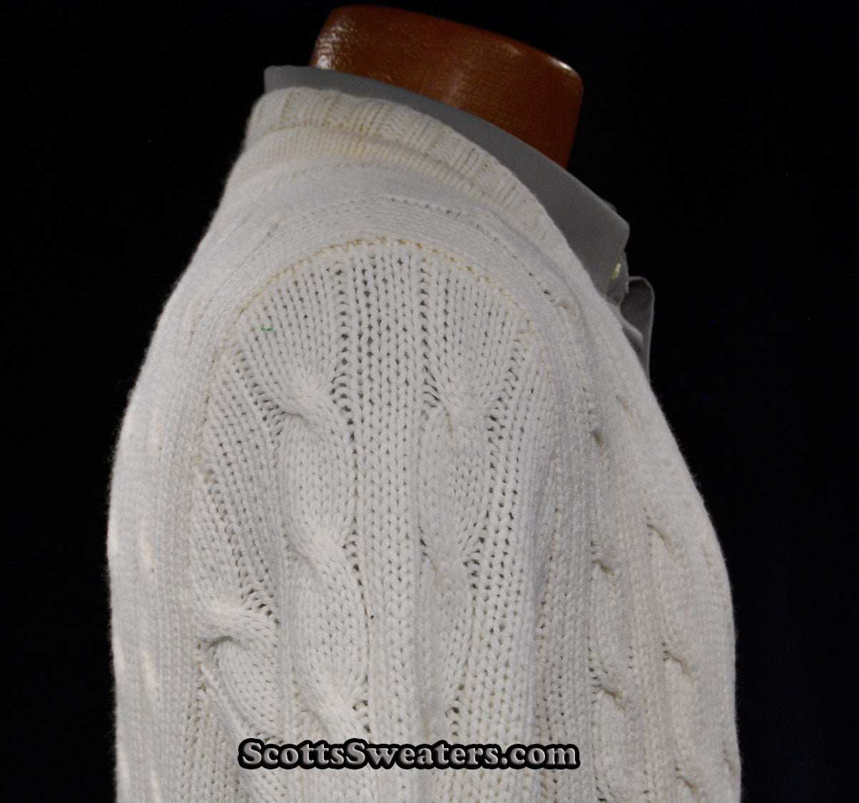 Tennis style men's cashmere sweater