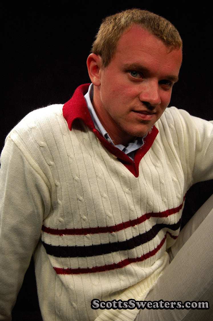 Men's Classic V-neck Pullover Tennis Sweater by Montgomery Ward
