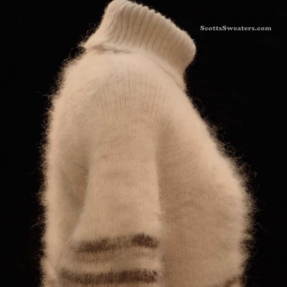 Woman's Icelandic wool turtleneck sweater in natural color, medium size by Hilda Ltd.