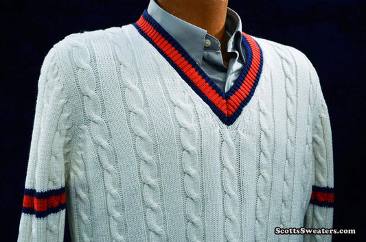 Klassischer Tennispullover mit V-Ausschnitt für Herren von Catalina, Arthur Ashe Collection