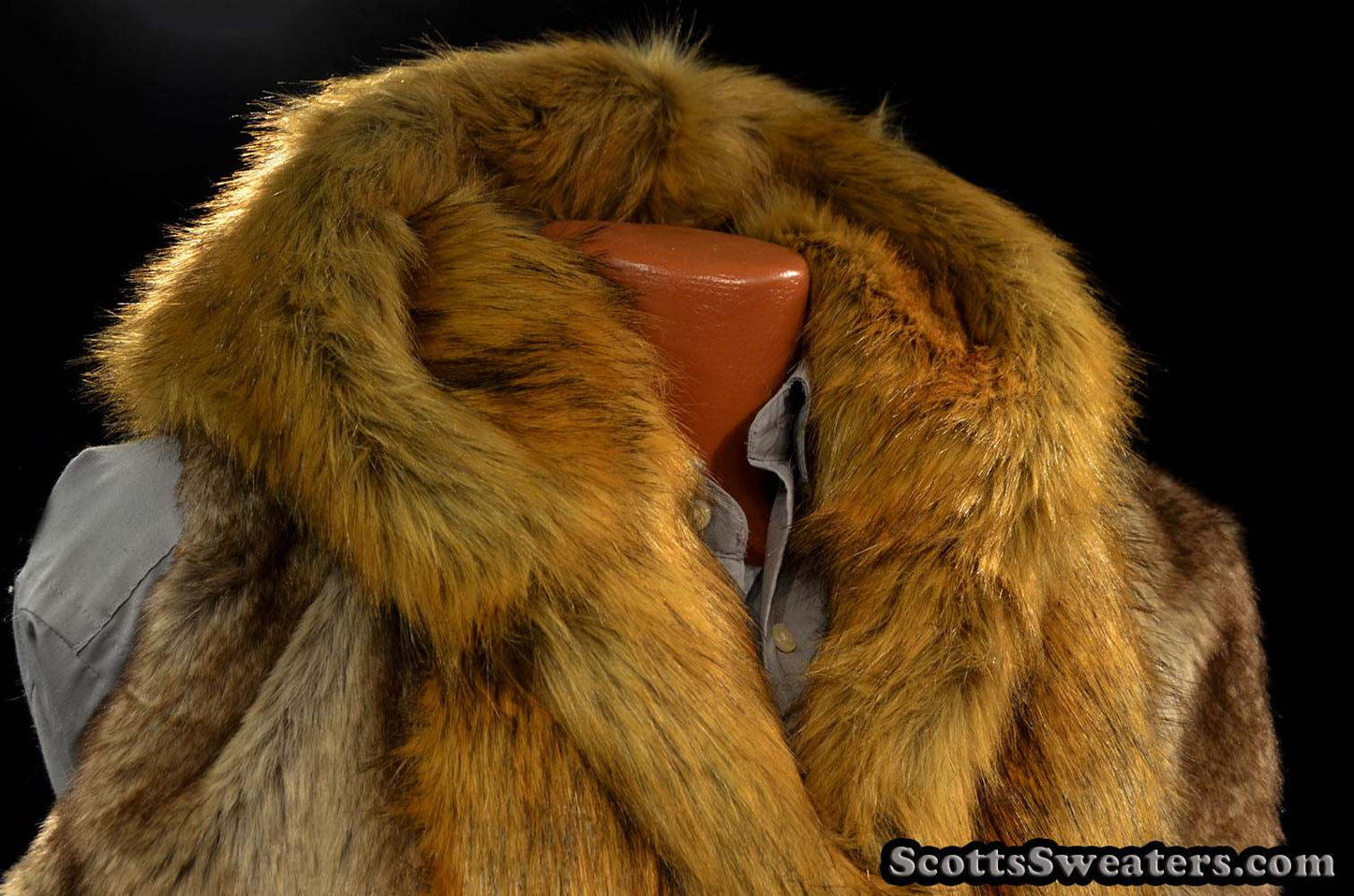 Men's Faux-Fur Sleeveless Hooded Vest