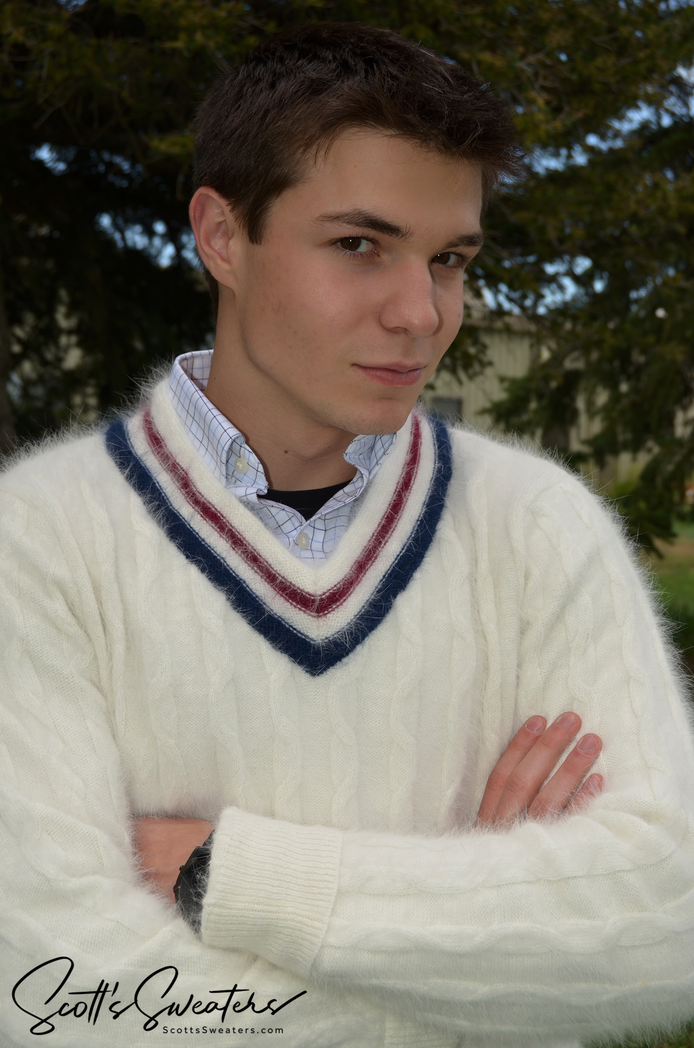 Men's ultra-soft cableknit angora tennis sweater in white with blue and red trim