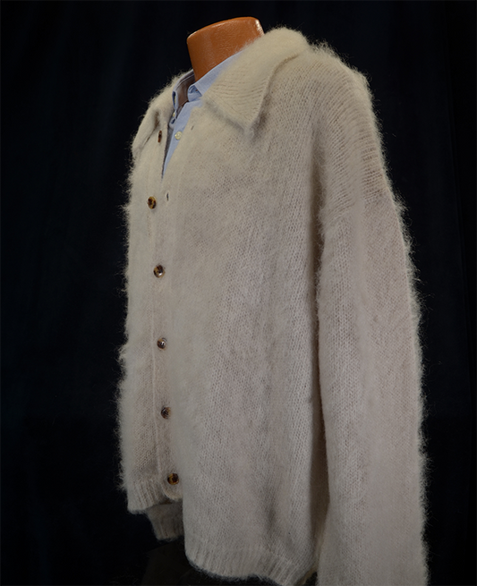 Men's oatmeal-colored mohair cardigan sweater-shirt in loose-fitting extra-large size with buttons and collar