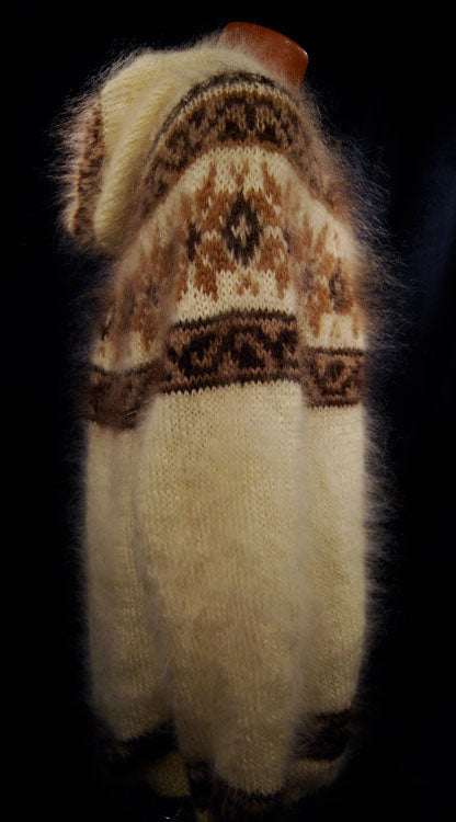 Handgestrickter Mohair-Kapuzenpullover mit Reißverschluss vorne