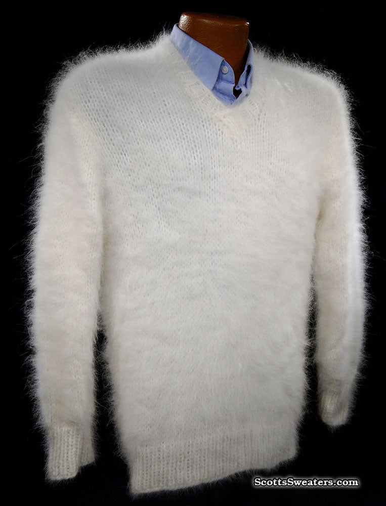 Handgestrickter, luxuriöser Angora-Pullover aus Farmzucht für Herren