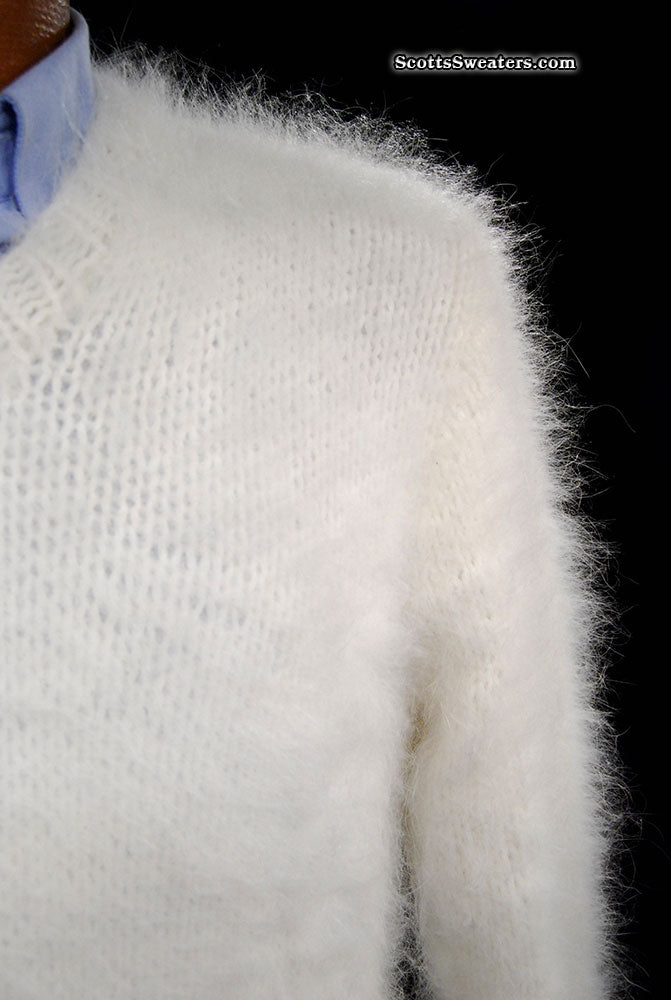 Handgestrickter, luxuriöser Angora-Pullover aus Farmzucht für Herren