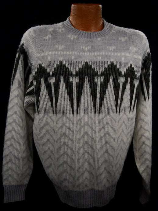 White-grey-black fuzzy retro crewneck mohair sweater by London Fog, size large