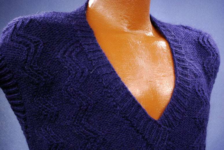 New Zealand mohair men's V-neck sweater vest in natural white and navy colors