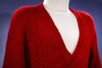 Unisex small deep red faux mohair acrylic V-neck sweater pullover