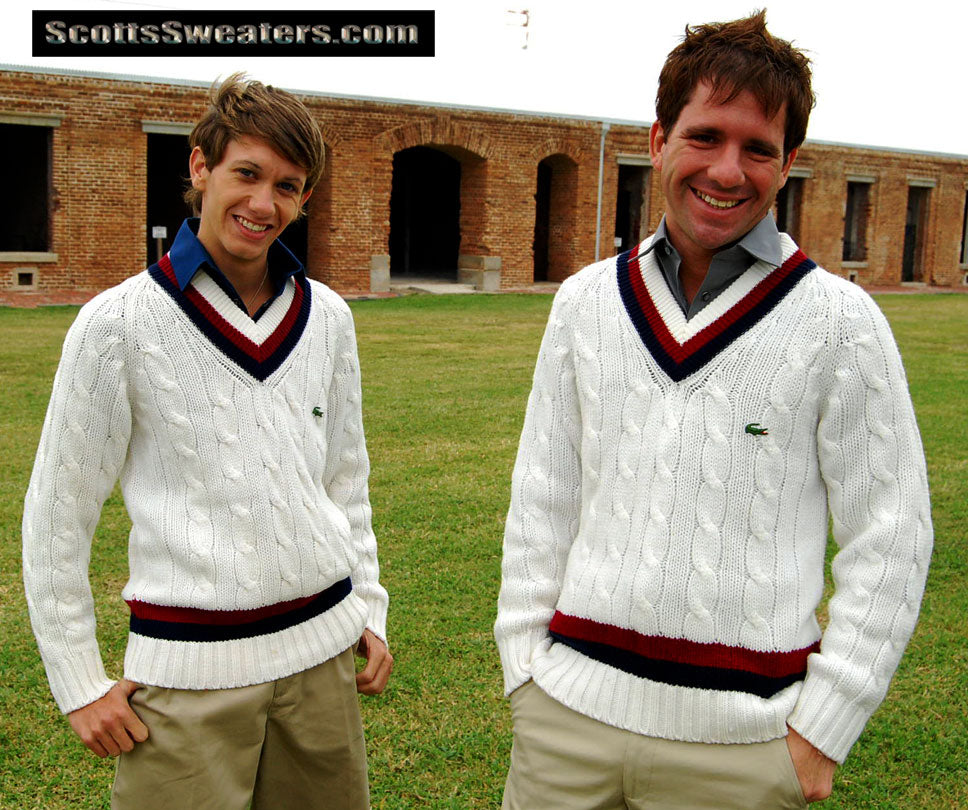 Klassischer Retro-Tennispullover von Izod für Herren