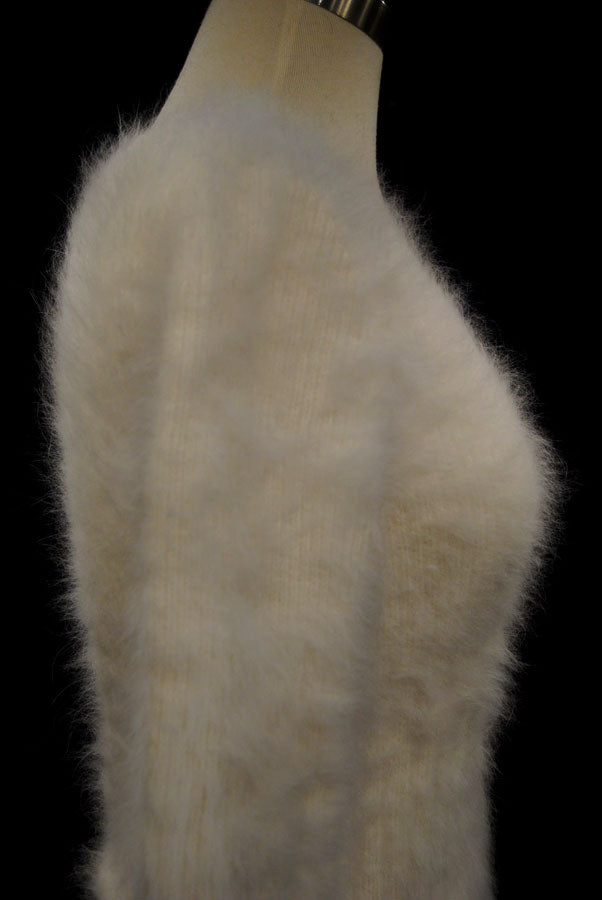 Woman's Sexy Cropped 3/4-Sleeve Angora Sweater