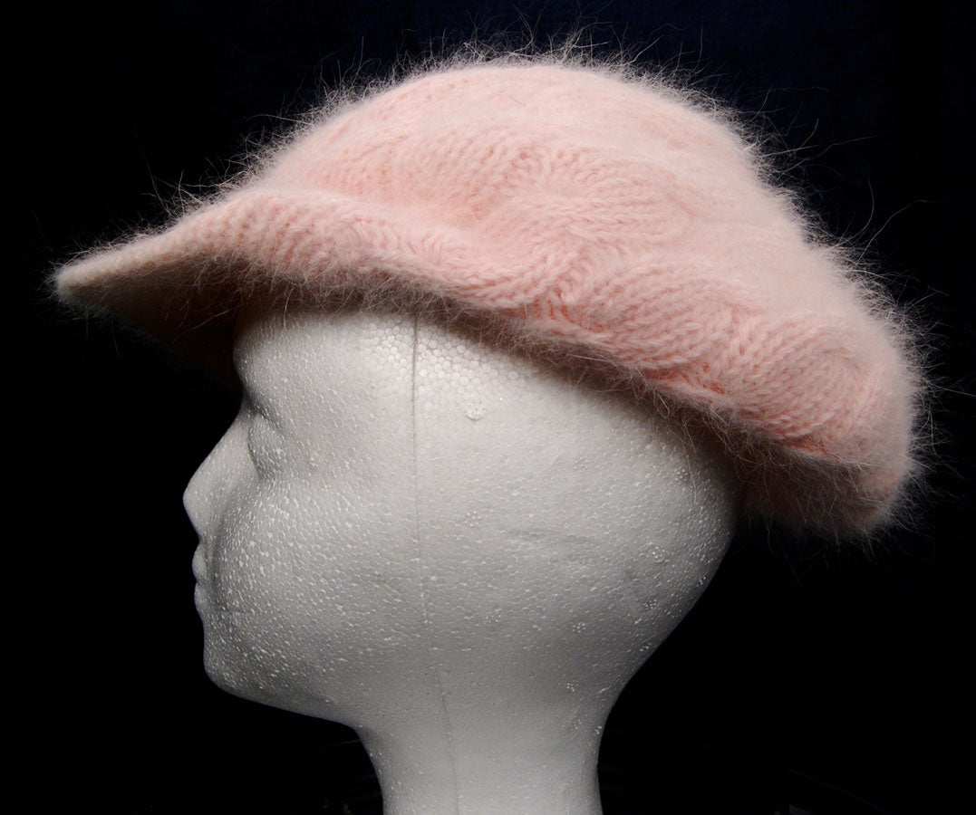 Woman's pink angora cable-knit cap size 1
