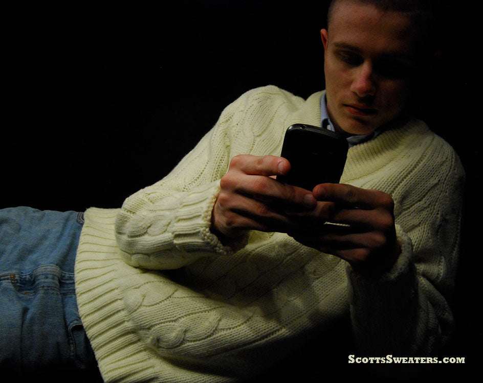 Men's classic ivory Izod Lacoste cable-knit tennis sweater with crocodile logo