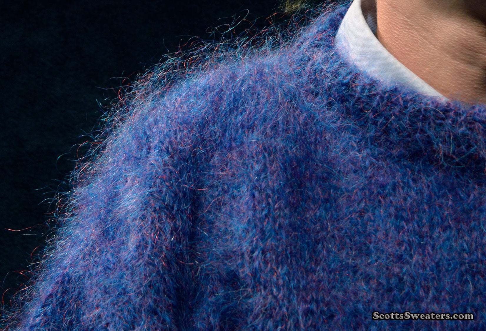 Men's navy-blue luxurious Scottish mohair crewneck sweater by Lairds of Scotland, medium size