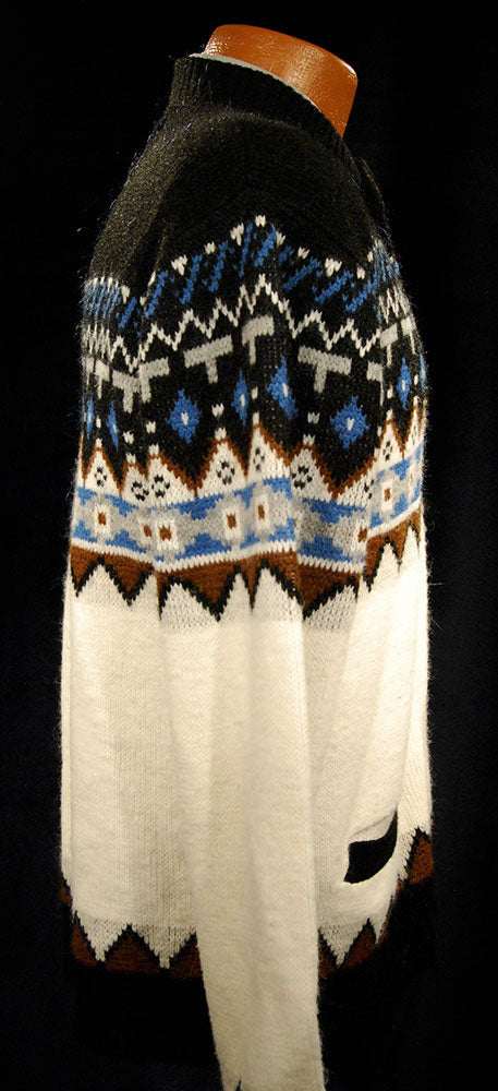 White Men's Retro Zipper-front cardigan sweater with Native American design and front pockets, size small