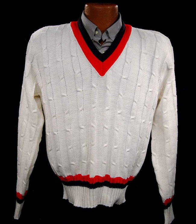 Classic retro cable-knit V-neck tennis sweater medium size 100% acrylic pre-owned