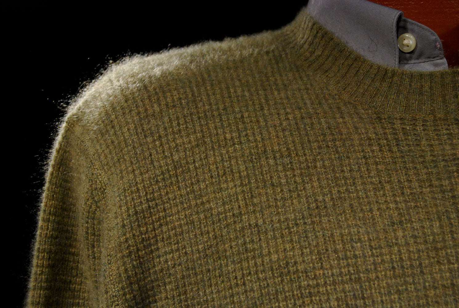 Men's Heather-Sage Green Cashmere Crewneck Sweater Medium Size by Gene Meyer