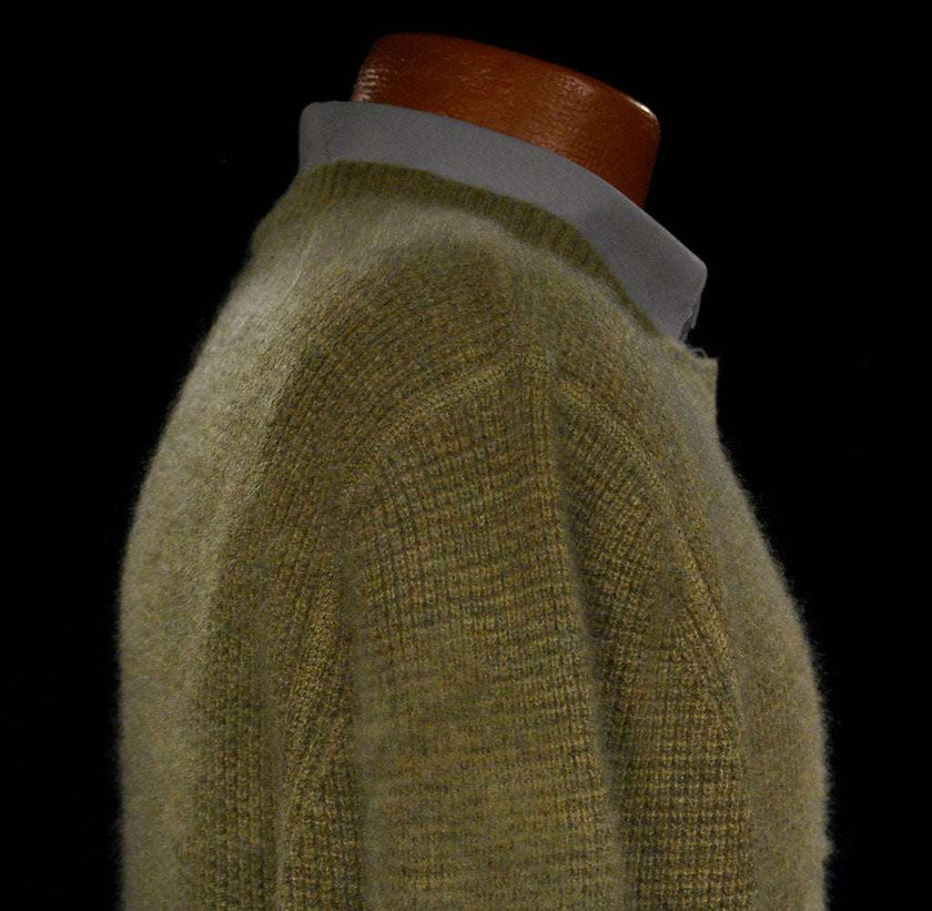 Heather-sage green men's cashmere crewneck sweater size medium by Gene Meyer