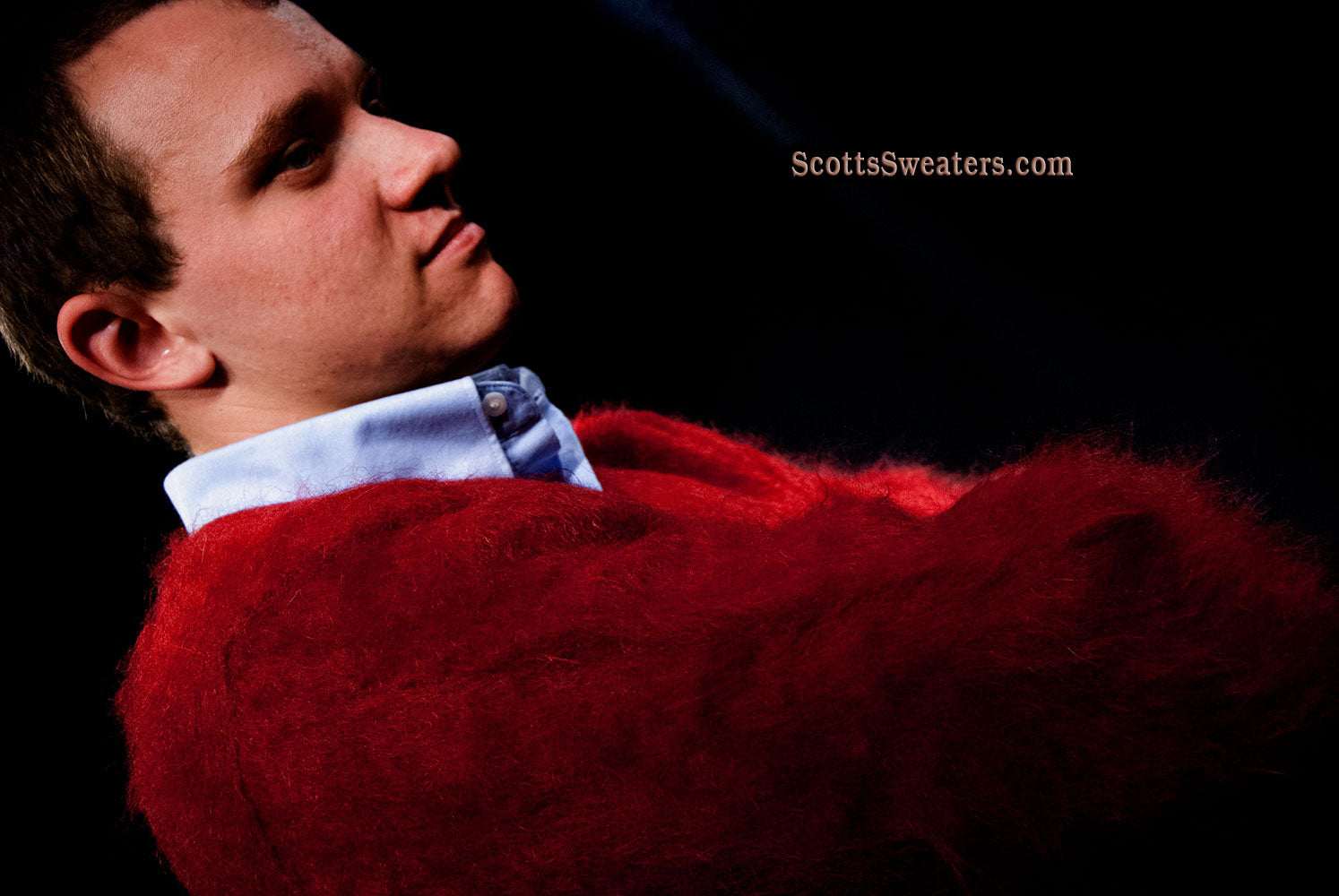 Red retro classic burgundy mohair V-neck sweater by Lazarus medium size
