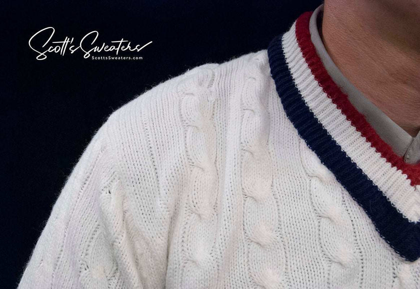 Men's retro cable-knit V-neck tennis sweater in size small, pre-owned, 100% acrylic