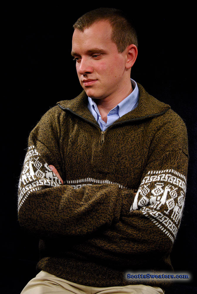 Herren-Rollkragenpullover aus Alpaka mit Reißverschluss und Azteken-Design