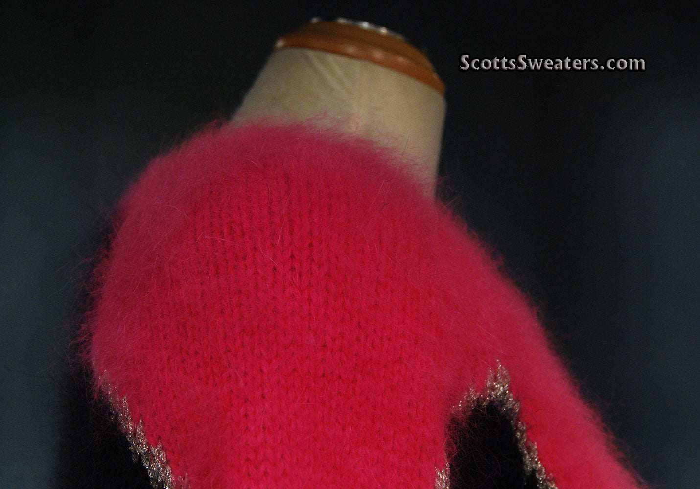 Two-tone angora sweater by Juicy Couture soft pullover