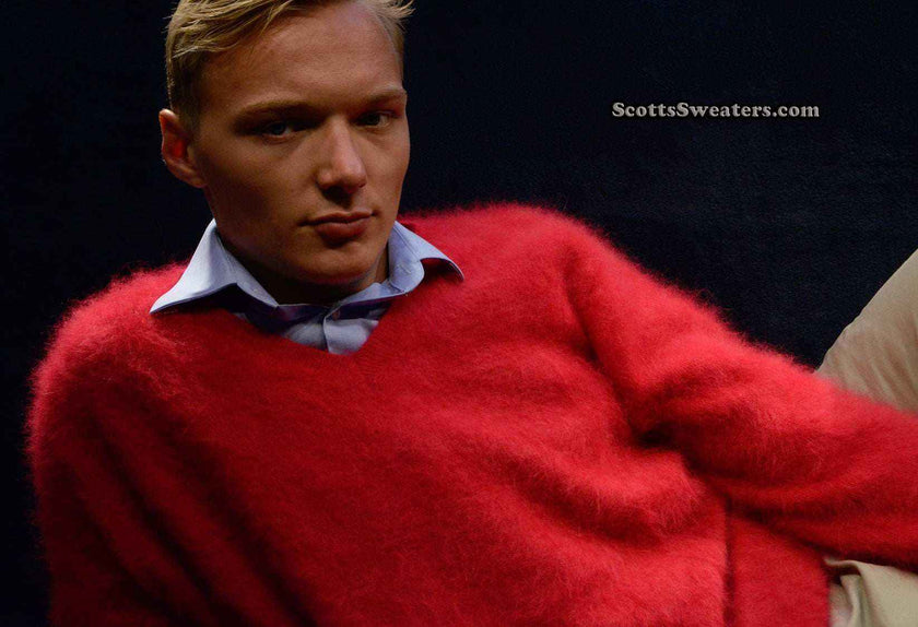 Men's ultra-soft angora V-neck sweater in white, luxurious and warm knitwear
