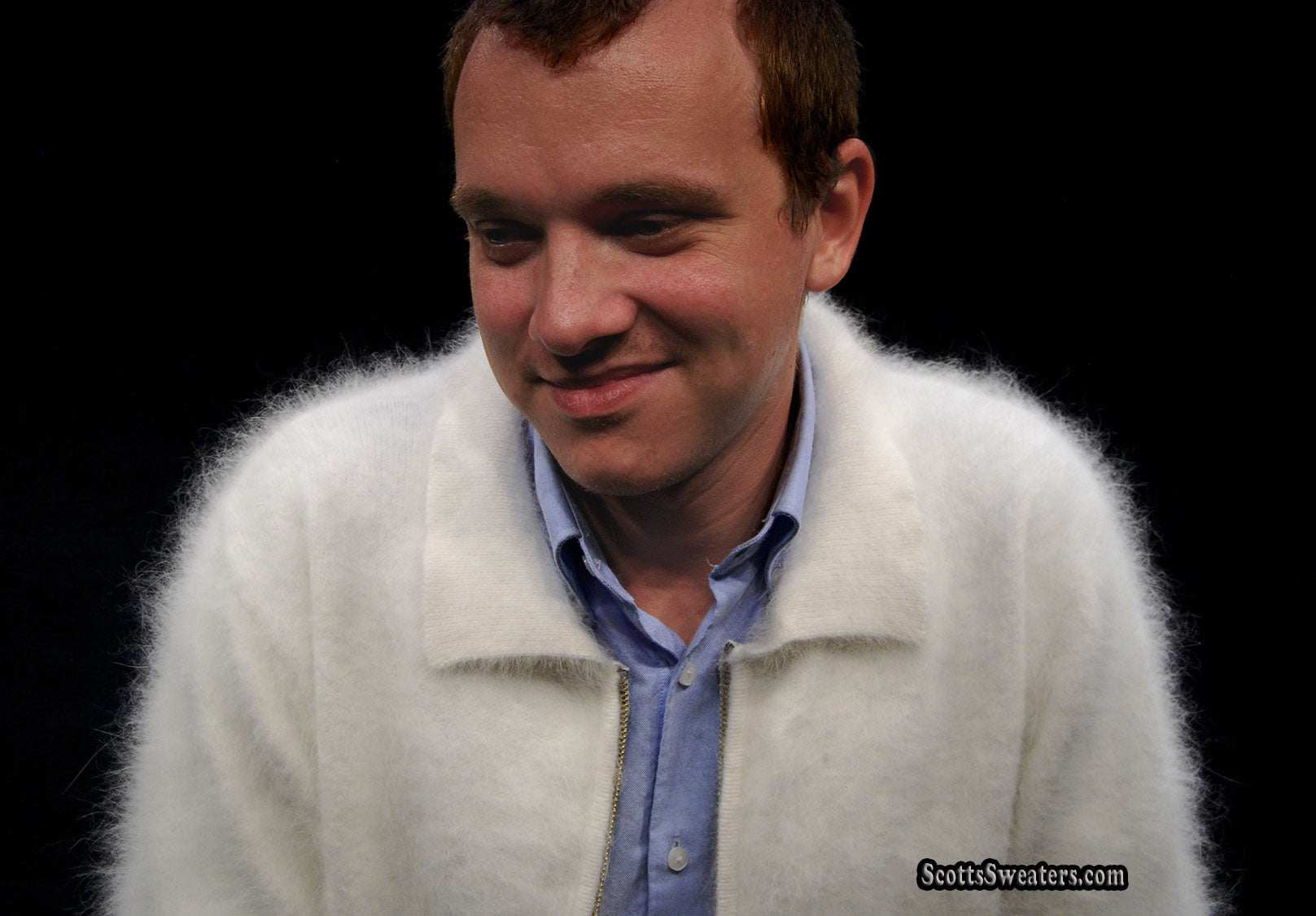 Men's ultra-soft angora zipper-front cardigan sweater in light jacket style, luxurious and warm