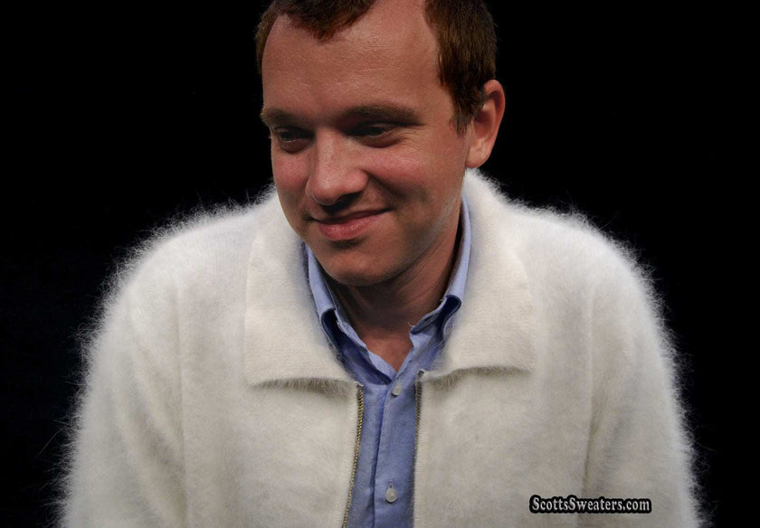 Men's ultra-soft angora zipper-front cardigan sweater in light jacket style, luxurious and warm