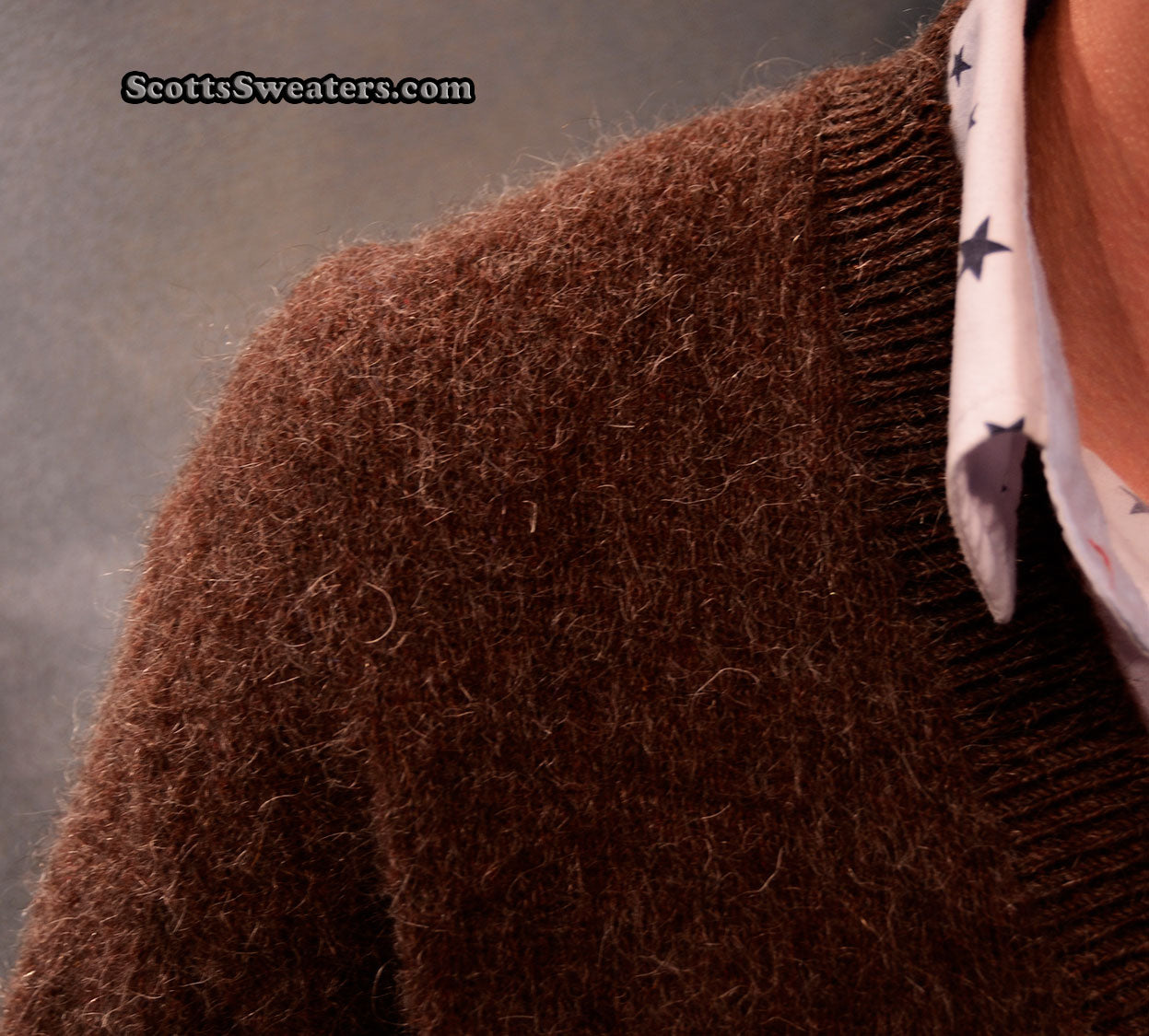 Klassischer zweifarbiger Mohair-Cardigan für Herren im Retro-Stil von Arena