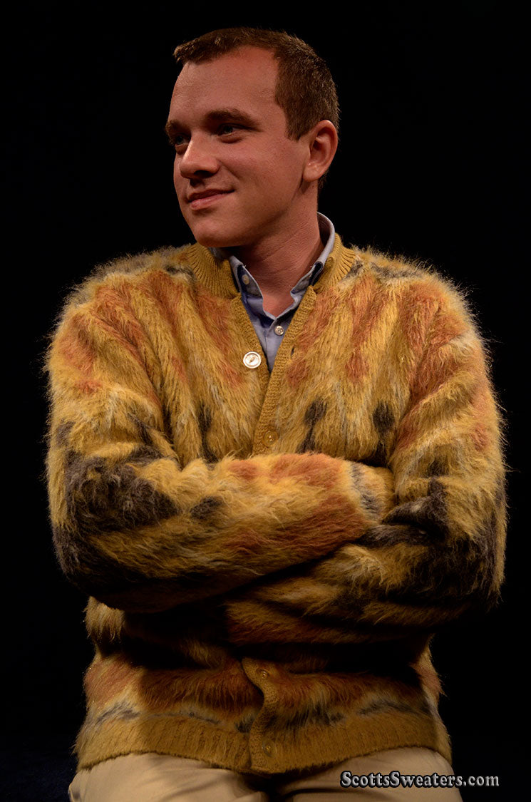Goldener Retro-Mohair-Cardigan für Herren von Brian MacNeil Sportswear