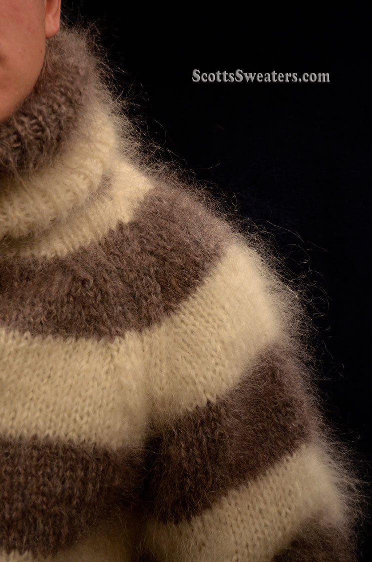 Handgestrickter Rollkragenpullover aus Mohair mit Streifen für Herren