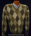 Retro shaggy argyle four-color mohair V-neck sweater by Munsingwear in small size