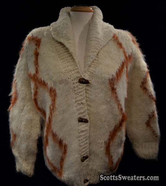 Handgestrickter Damen-Cardigan aus flauschiger Nepalwolle