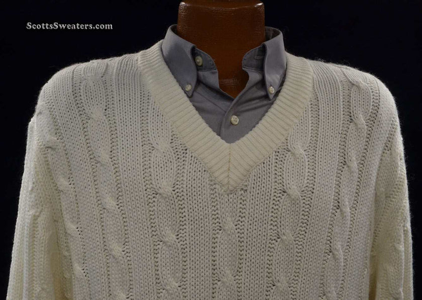 Men's classic V-neck cricket sweater pullover by Fearnley in large size