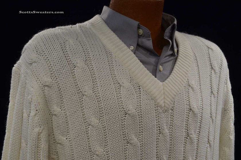 Men's classic UK cricket V-neck pullover sweater by Fearnley size Large/X-Large pre-owned