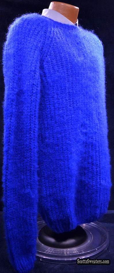 Men's electric-blue hand-knit crewneck mohair-blend sweater by Zara Men Moda Sport, size XL