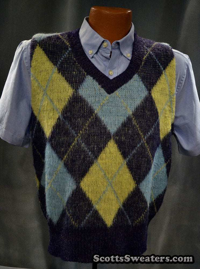 Navy retro shaggy argyle mohair V-neck sweater vest in small size