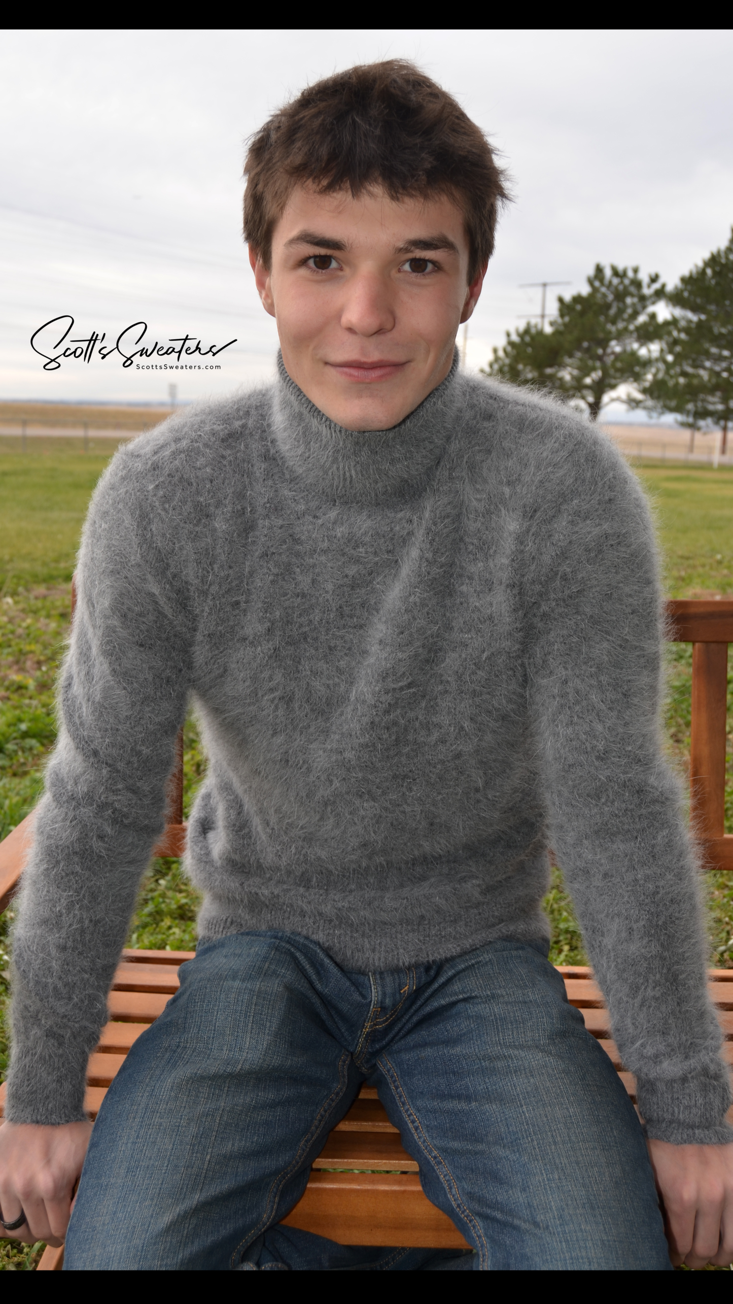Men's Turtleneck ultra-soft angora sweater Grey