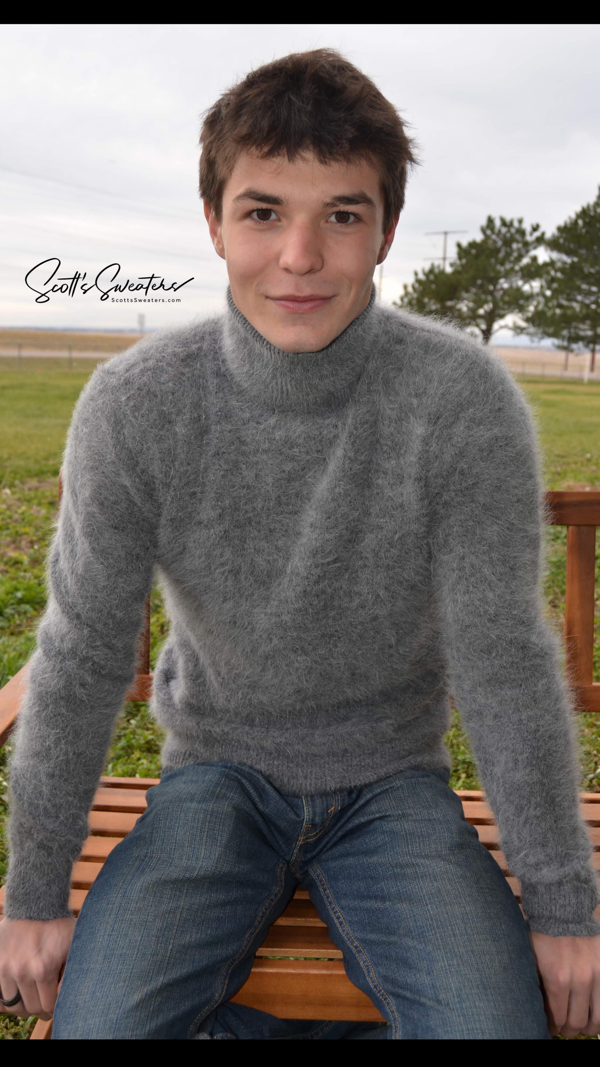 Men's Turtleneck ultra-soft angora sweater Grey