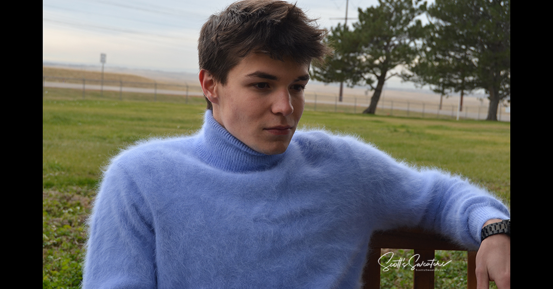 Men's Turtleneck ultra-soft angora sweater light-blue